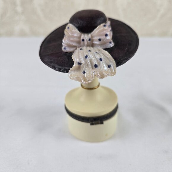 Set of 2 Trinket Boxes Ladies Wearing Hats Floral Accents on Base Resin Crystal - Picture 13 of 16